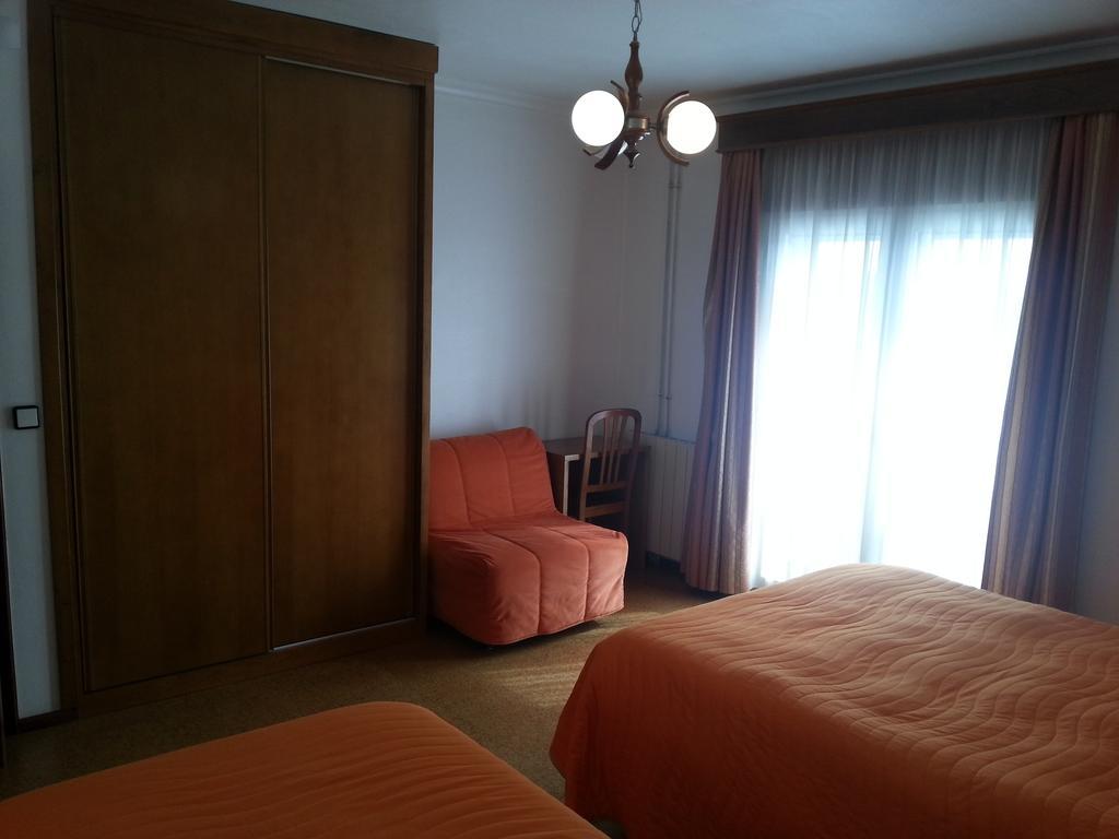 Pensao Vista Bela Hotell Miranda do Douro Rom bilde