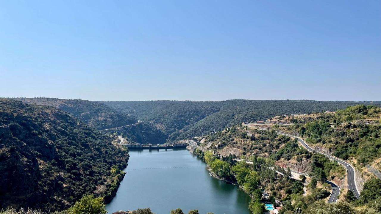Pensao Vista Bela Hotell Miranda do Douro Eksteriør bilde