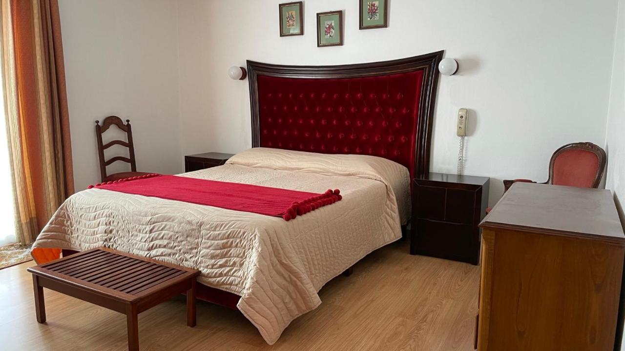Pensao Vista Bela Hotell Miranda do Douro Eksteriør bilde