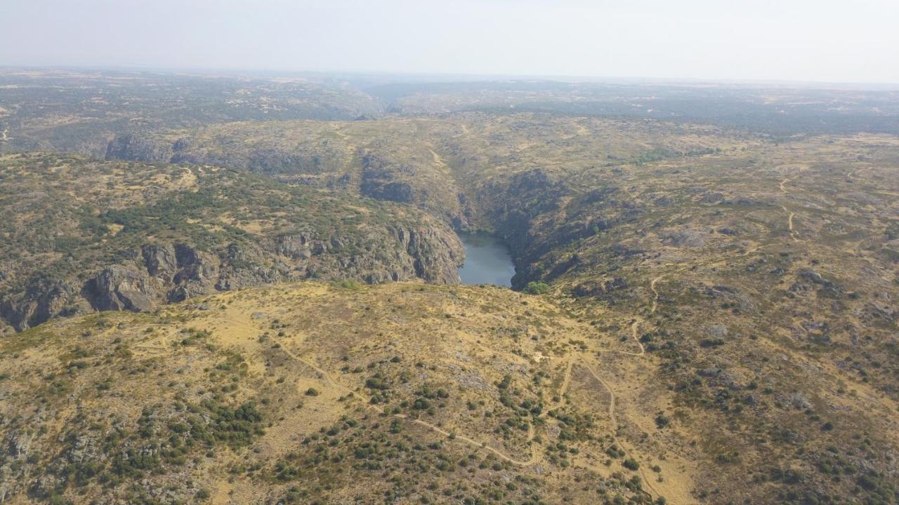 Pensao Vista Bela Hotell Miranda do Douro Eksteriør bilde