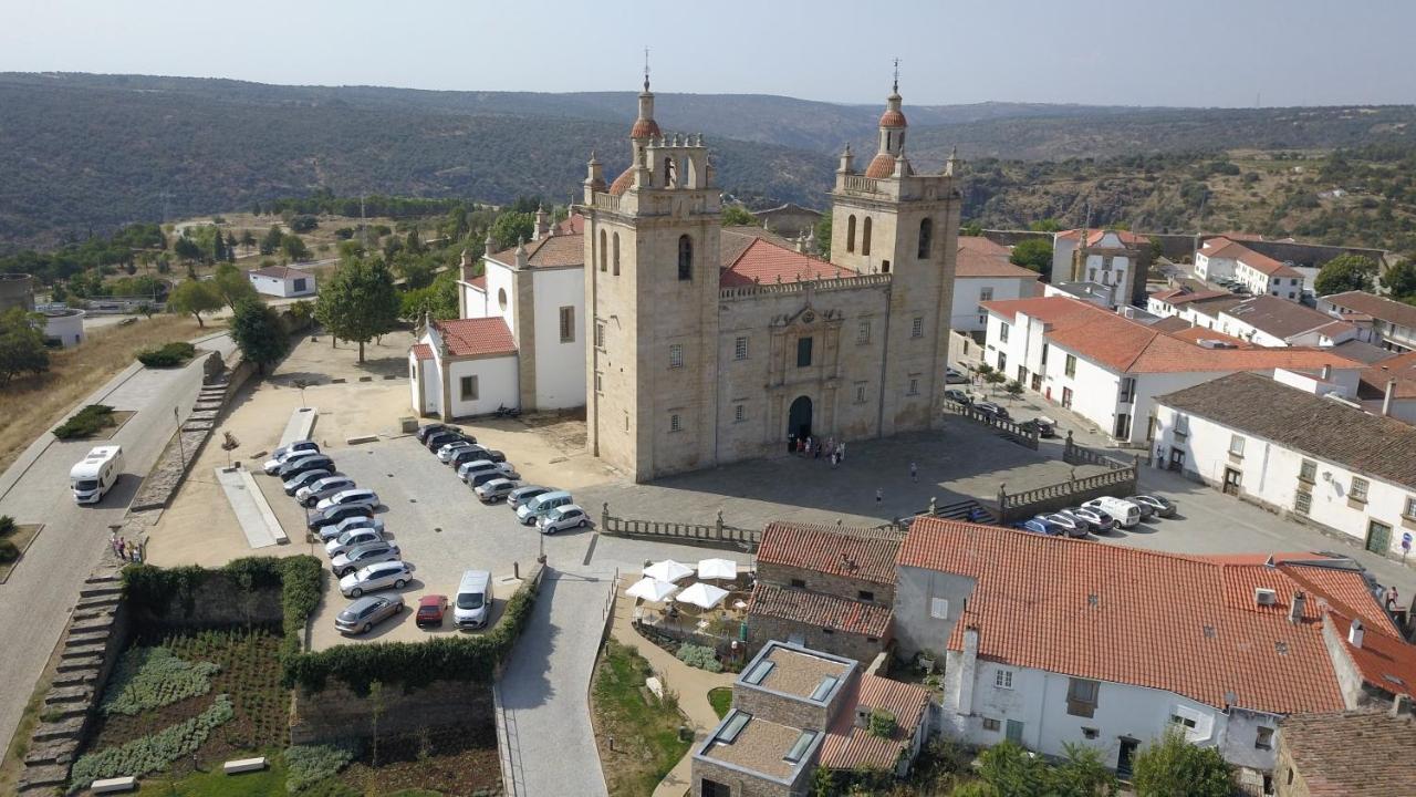 Pensao Vista Bela Hotell Miranda do Douro Eksteriør bilde