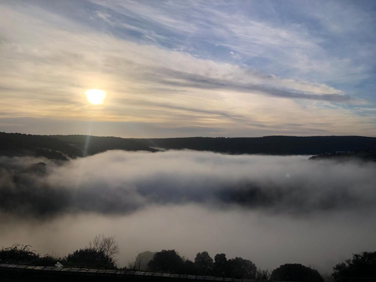 Pensao Vista Bela Hotell Miranda do Douro Eksteriør bilde