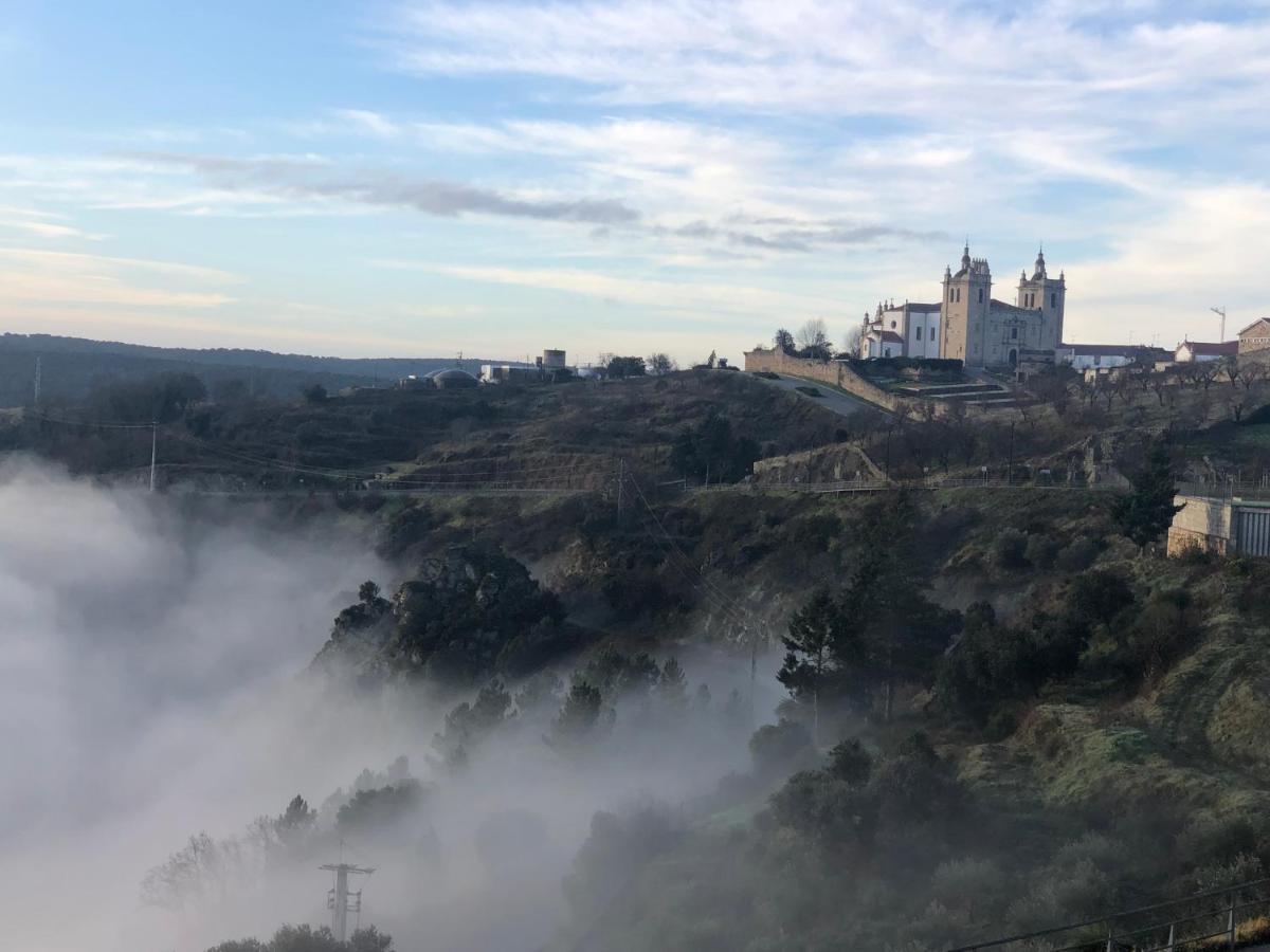 Pensao Vista Bela Hotell Miranda do Douro Eksteriør bilde