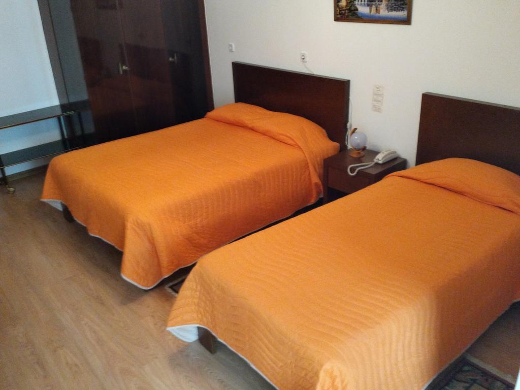 Pensao Vista Bela Hotell Miranda do Douro Eksteriør bilde